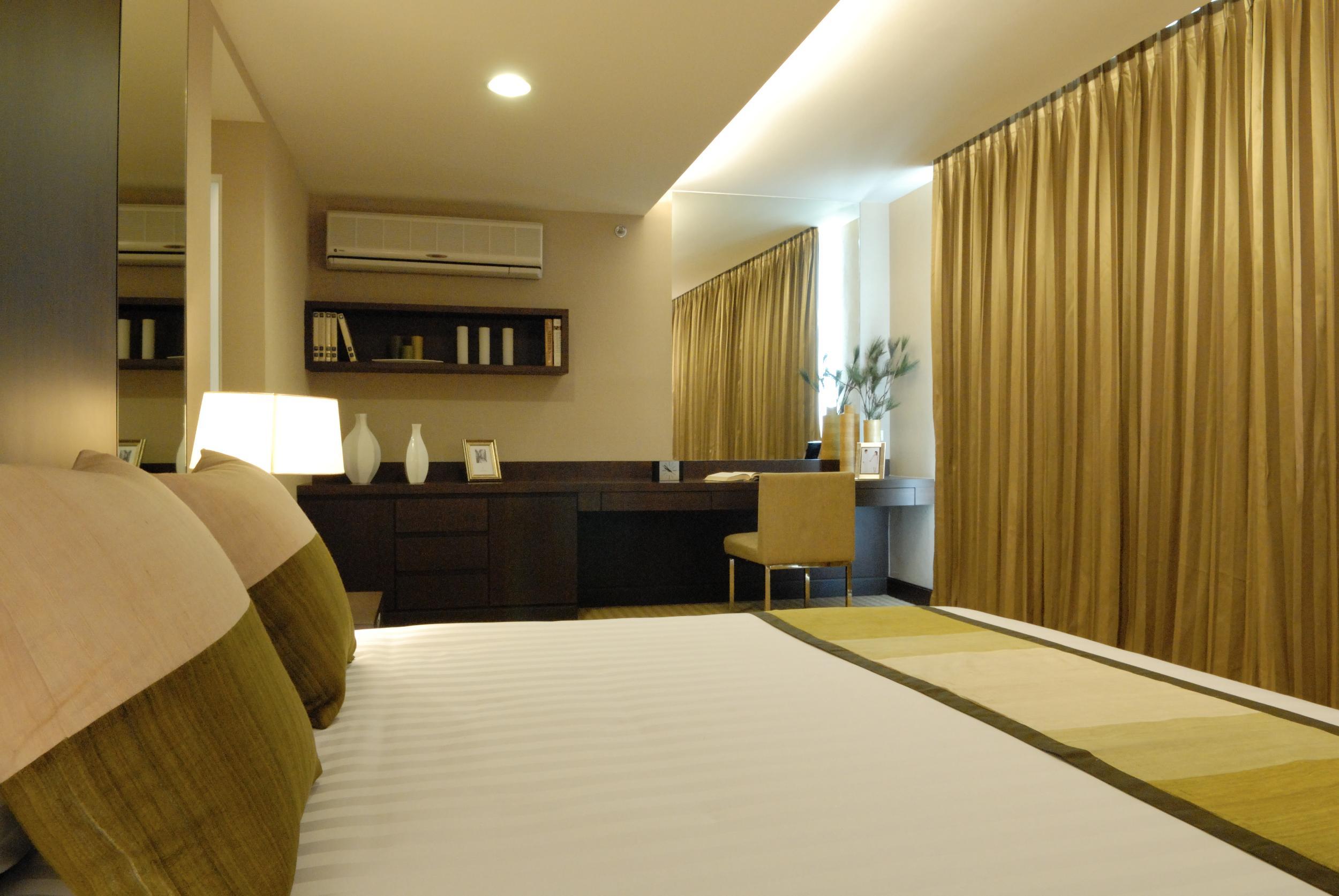 The Narathiwas Hotel & Residence Sathorn Bangkok Extérieur photo