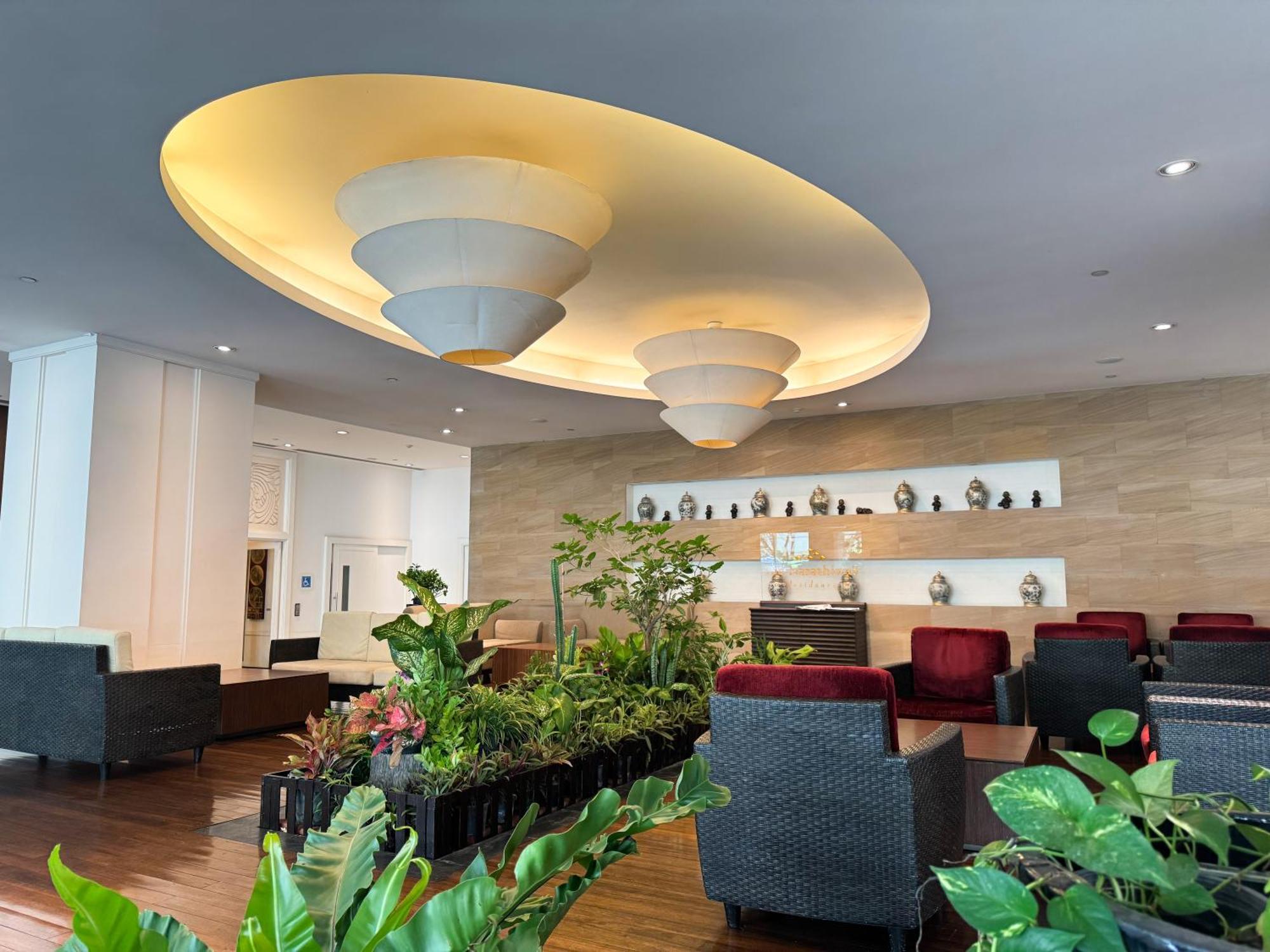The Narathiwas Hotel & Residence Sathorn Bangkok Extérieur photo